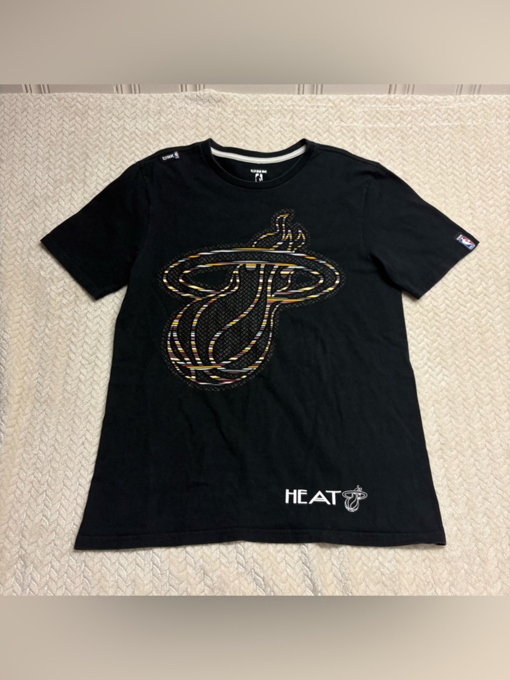 UNK NBA Miami Heat Graphic T Shirt Mens Medium Black Logo Tee